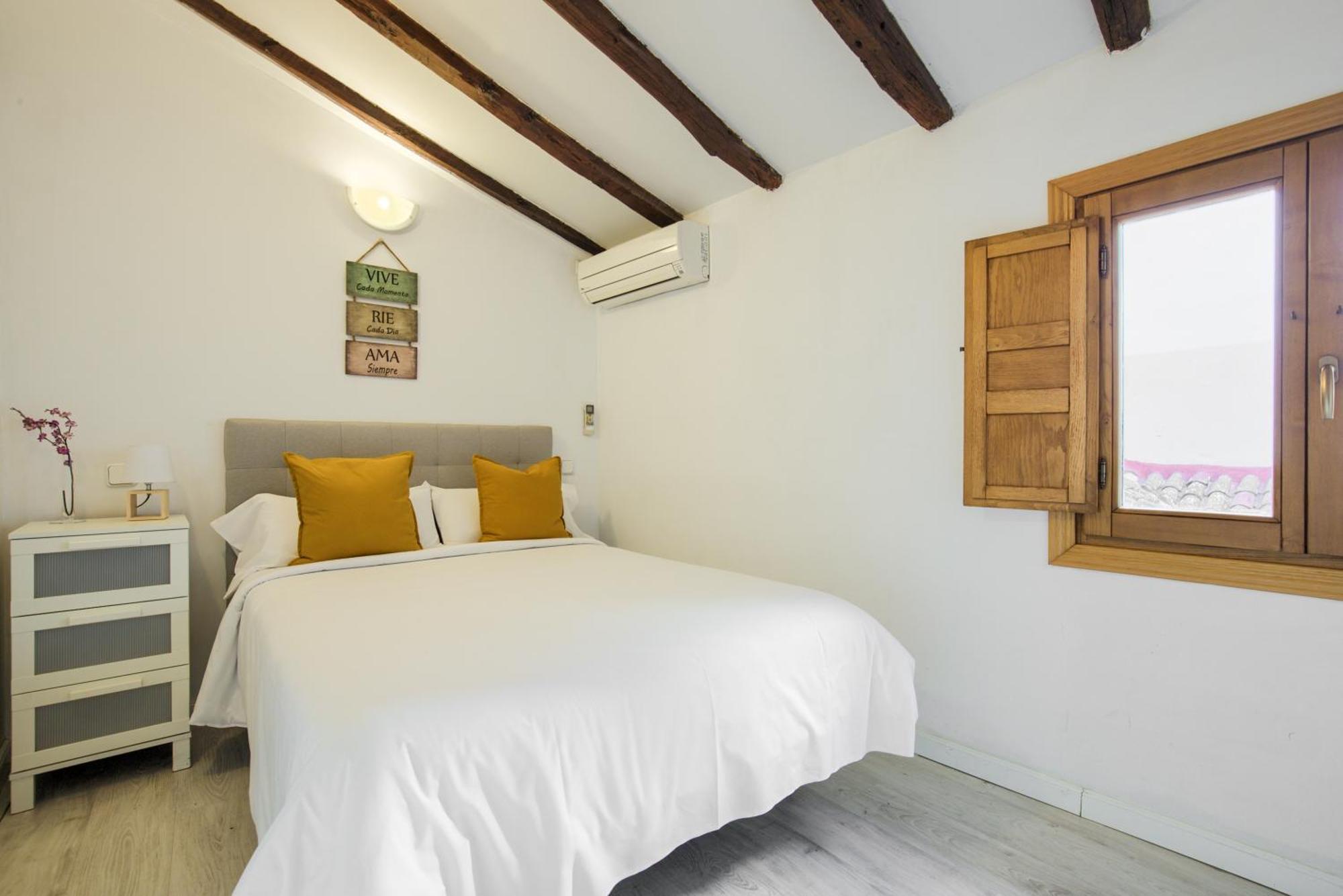 Apartamentos Ryc Alcala de Henares Exterior photo