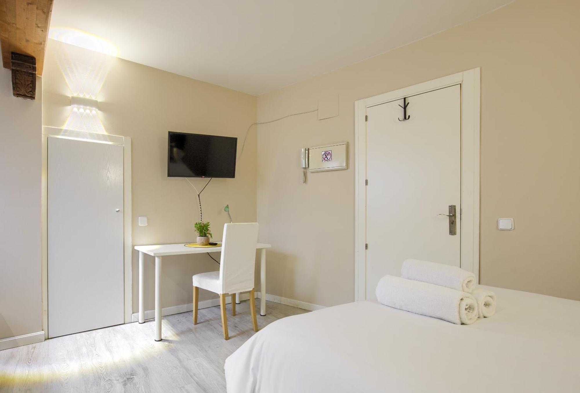 Apartamentos Ryc Alcala de Henares Exterior photo